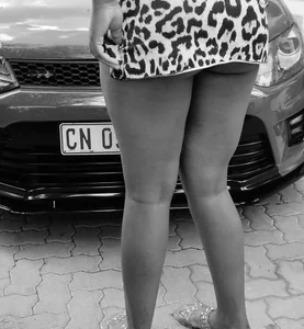 MzandihottiePublic图片 3