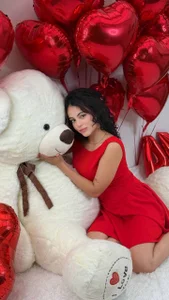 TeaseDollXXXのLove Meの 9枚の写真