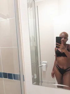 sexy-Noxy Public slika