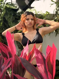 Cataleya_16 kullanıcısının pool and sun day albümü -  6 fotoğraf