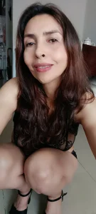 Monique_kiss Public Pic 4