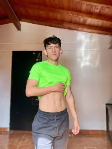 Max_silver_ Grey🦝 Gambar 5