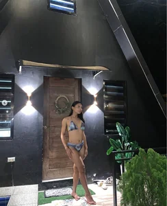 lilliana_emeraldxx SWIM WITH ME Foto 3