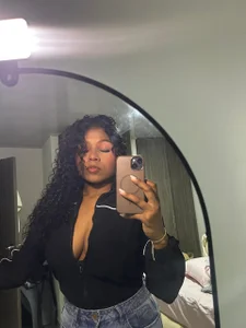 CandyBrunette Public Foto 3