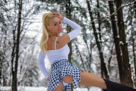 RagazzaBella Let me be your fire in this cold winter Pic 5