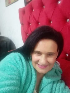 jazmin_mature_Public Bild 4