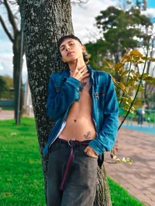 NaytonFreeman kullanıcısının outdoors albümü -  3 fotoğraf