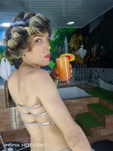 paola_rabbitt_sex Public  8 снимка