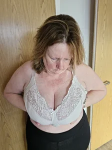 curvy_girl71 Public Pic 3