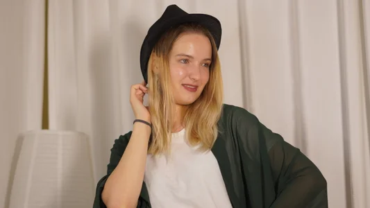 HongTomczak photoset #4 Pic 4