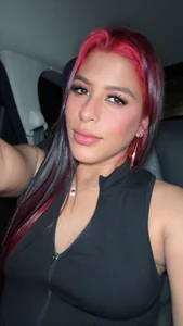 MiaColuchi_21s XXX nøgenfoto 4