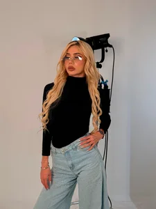 HannaConnor_ BlueJeans 👖 Pic 2