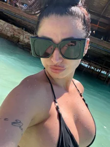 holiday 2026 od blackmistique  9 snímek
