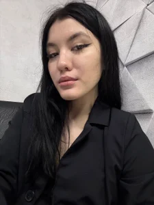 KaryHornsby Public Pic 5