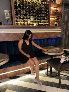 Tanita dé paseo 🏝️👙 de Tana_latin1-  9 Imagens