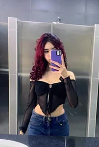 Lucy___Cute Public টি ছবি