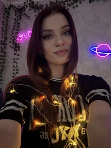 Juliet_Jess Public Pic 3