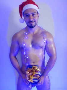 Kal_El_8: Hot Christmas ( 4 фото)