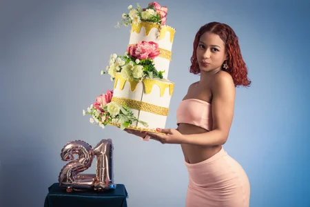 LorenBeiker- CELEBRATE MY BIRTHDAY ON THE 30TH Pic