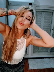 Caroll_Ass Querem me conhecer melhor????? Pic 6