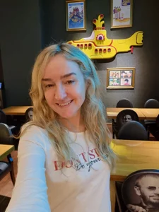 1Sweetnina Entering another dimension 🍸☕️🎸🎶🎤✨️💫 Immagine  3