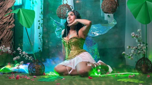 Roxanne_Han ✨🧚🏽‍♀️ℍ𝕒𝕡𝕡𝕪 ℍ𝕒𝕝𝕝𝕠𝕨𝕖𝕖𝕟🧚🏽‍♀️✨ Bilde 4