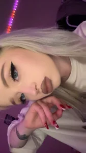 Public de ElaraMyst  photos