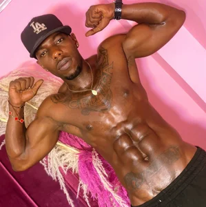 kingmaverickx ❤️‍🔥😘 Pic