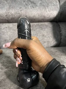 Primmugari: My toys🥵💦😈 ( 2 фото)