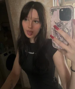 YunaVelour Public Pic 3