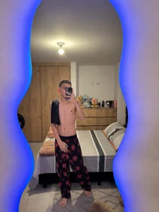twinkboy_230 Public Foto
