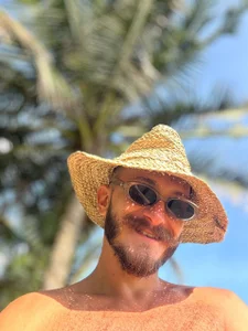 mrmaxiy: me) ( 3 фото)