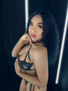 charlotte_walker1 🤍 Pic