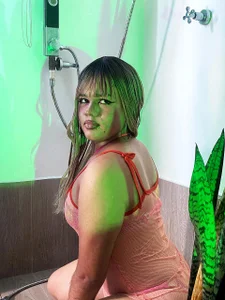 Zdjęcia valery_delux Under water… where temptations are born.: 