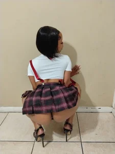 _GoldenRush School girl Foto 2