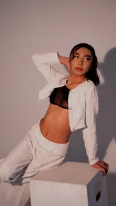 carringtonduvallのI'm Alaia ❤️の 3枚の写真