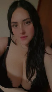 Danna_piink_ Public Immagine  3