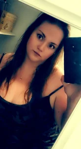 Kaylalove2020 Public Pic 2