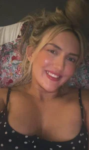 Busty-ChristinaXX's photo
