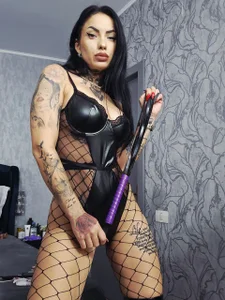 NataliaCristal: Fishnets and body ( 2 фото)