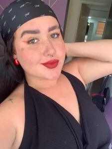 Freckless_ 🖤🔞 Foto 2