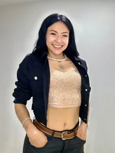 april_dumont: new hairblack ( 2 фото)