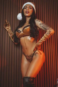 Sarah_Stone_ Merry Christmas Pic 3