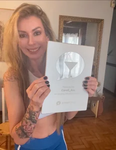 Caroll_Ass Thanks to the fans, followers, friends, and Stripchat for another achievement! Pic 4