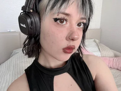 The Way You Look at Me de AueshaSimon  5 Imagens