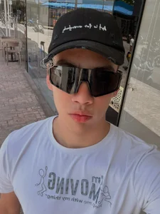 Public od DylanFoxxx_  snímek