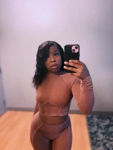 Public de thefinescorpiio Foto 3