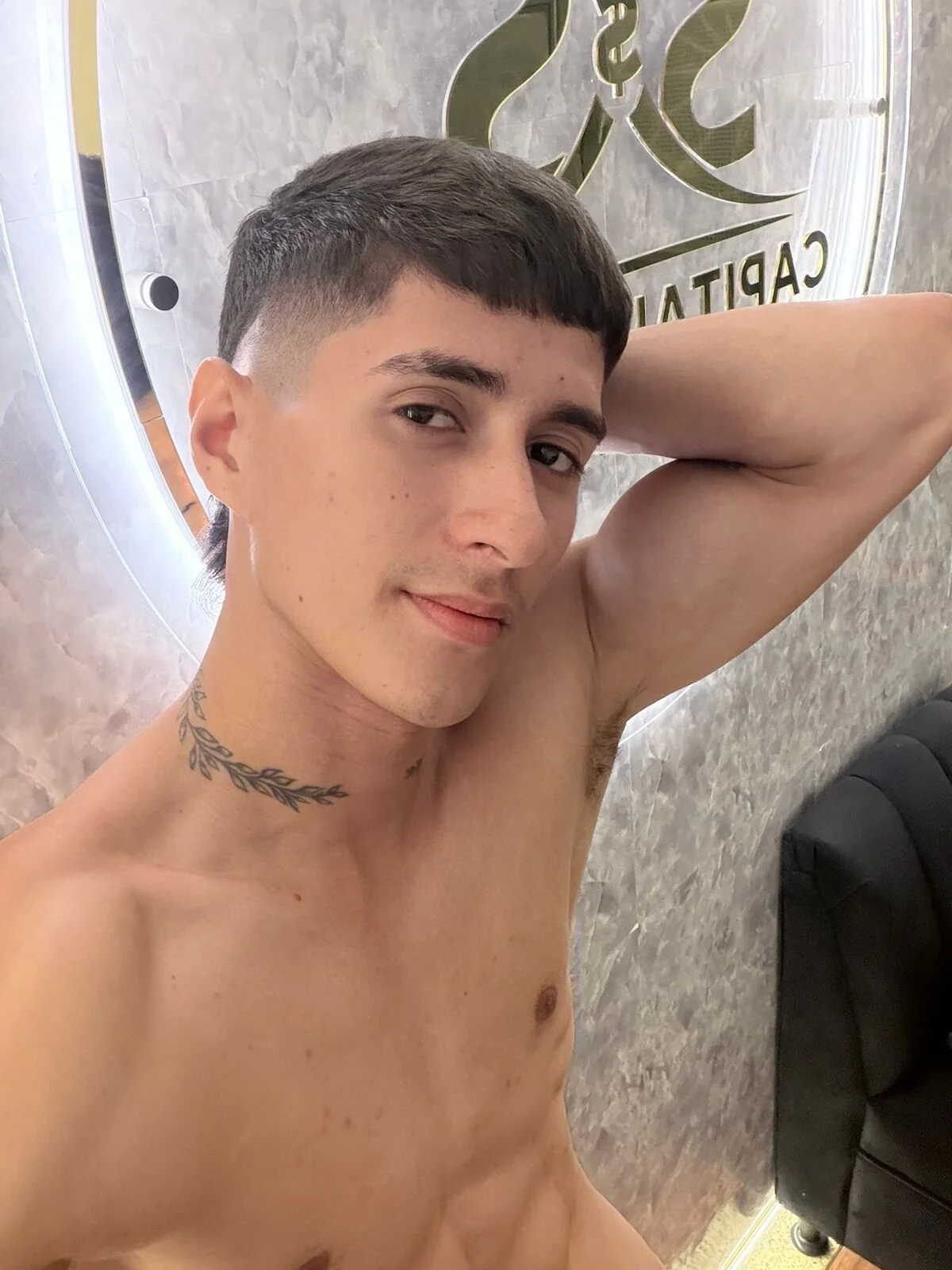 صور Dark_Valentino_ الرائجة  2688