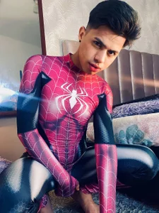 Niicky1_ kullanıcısının Your spider boy - hot albümü -  3 fotoğraf