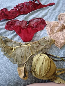 À vendre, avec un peu de mouille. Voir menu. de marilynecoquine  Imagens